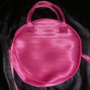 Harvey’s large circle seatbelt crossbody purse